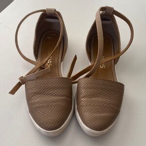 Kaanas leather Women's Brown Espadrille Flats